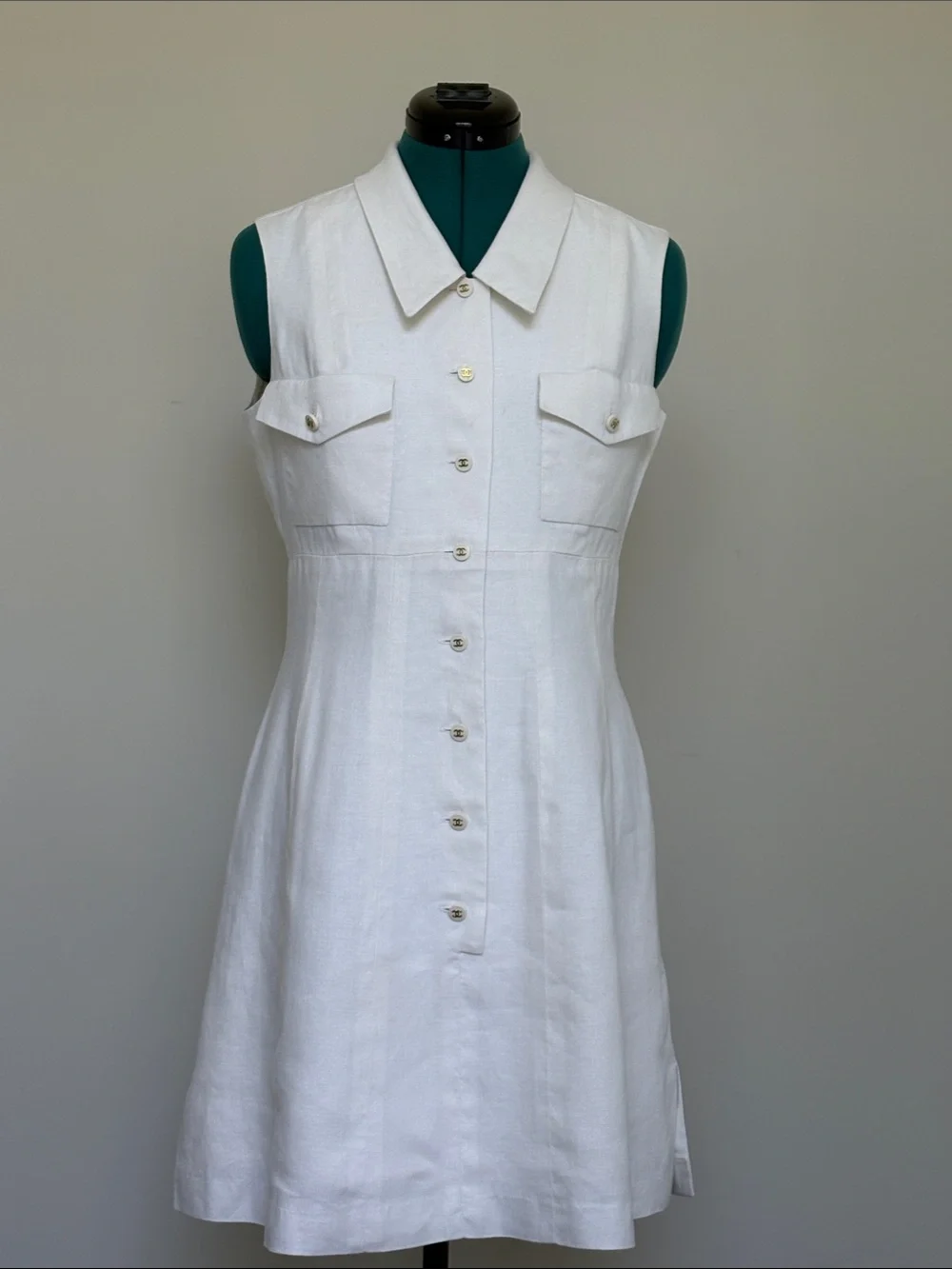 CHANEL Vintage White Sleeveless Dress - Spring 1995